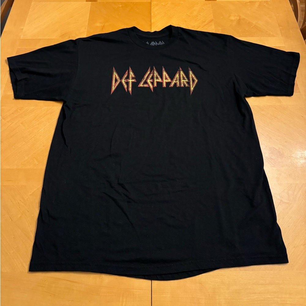 Def Leppard Black Graphic T-Shirt